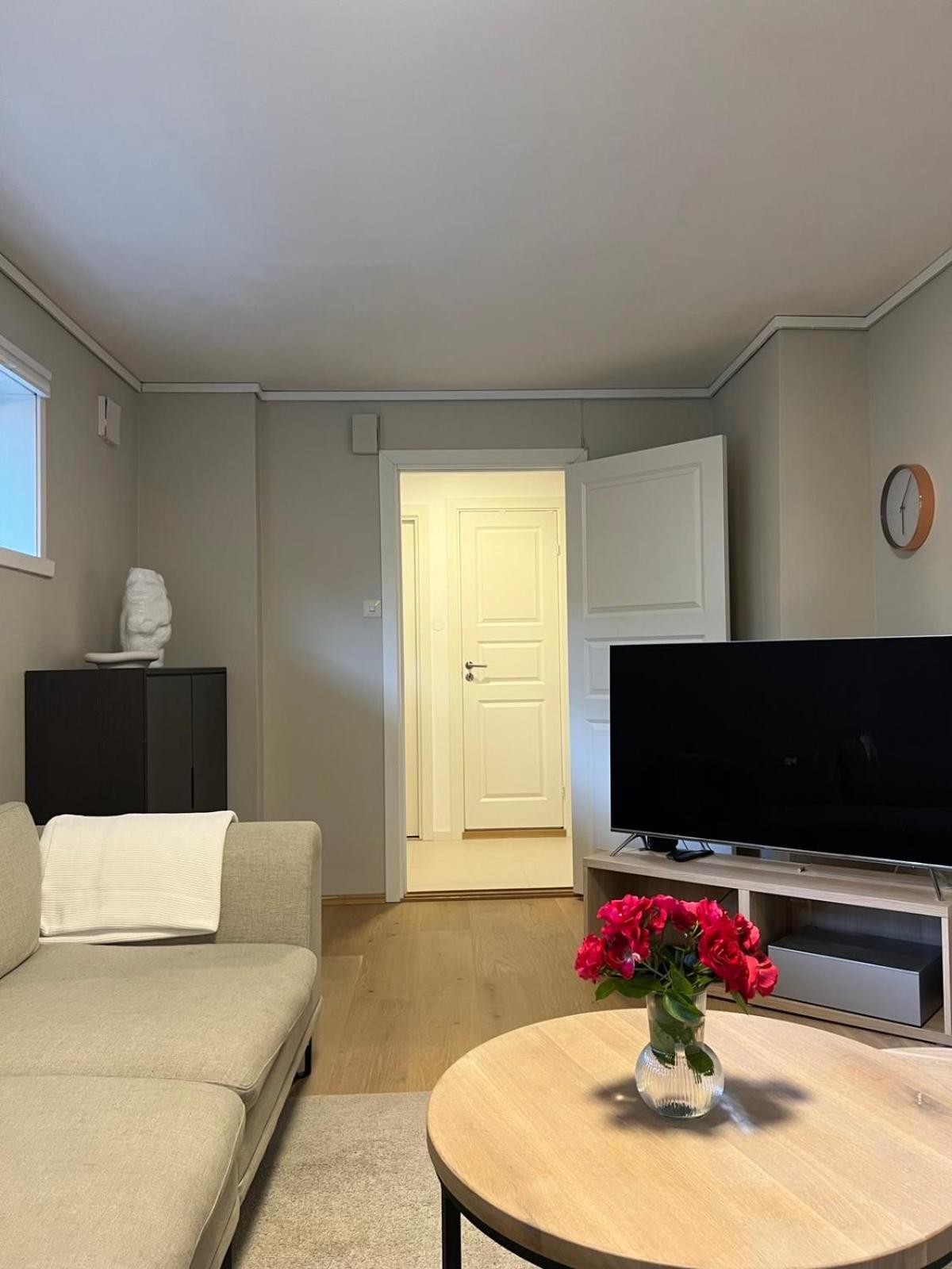 Beautiful And Cosy Apartment Kristiansand Buitenkant foto